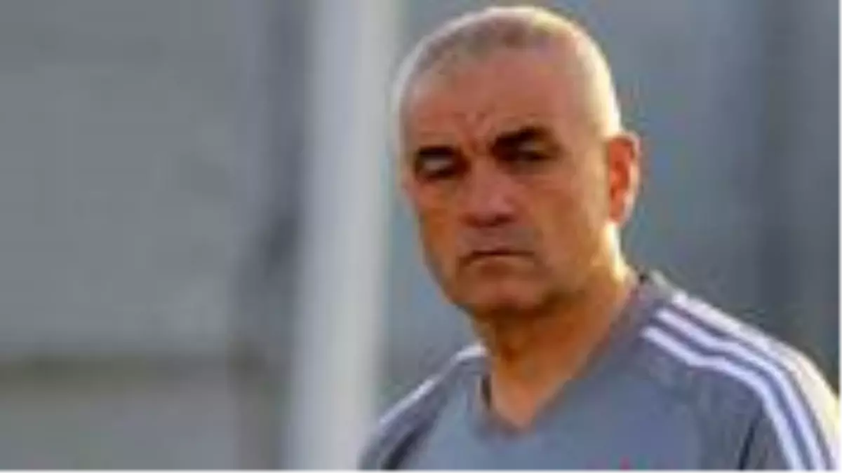 Sivasspor, Rıza Çalımbay ile 1 yıllık sözleşme yeniledi