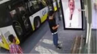 Türkiye'de bir ilk: Konya'da duraklarda koronavirüse canlı takipli önlem Türkiye'de bir ilk: Konya'da duraklarda koronavirüse canlı takipli önlem