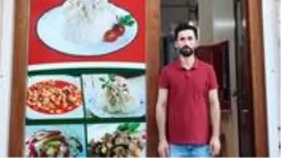 Üç diploma sahibi üniversite mezunu, pilav dükkanına verdiği isimle binlerce kişiye umut ışığı oldu Üç diploma sahibi üniversite mezunu, pilav dükkanına verdiği isimle binlerce kişiye umut ışığı oldu