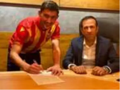 Yeni Malatyaspor, Jetmir Topalli'yi renklerine bağladı Yeni Malatyaspor, Jetmir Topalli'yi renklerine bağladı