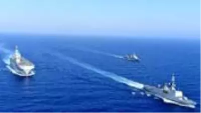 Oruç Reis'in sahadaki varlığı onları rahatsız etti! Yunanistan ve Fransa Doğu Akdeniz'de ortak askeri tatbikat düzenledi Oruç Reis'in sahadaki varlığı onları rahatsız etti! Yunanistan ve Fransa Doğu Akdeniz'de ortak askeri tatbikat düzenledi