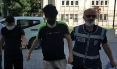 Son dakika haberi... 12 yaşındaki kız çocuğuna cinsel istismara 2 tutuklama Son dakika haberi... 12 yaşındaki kız çocuğuna cinsel istismara 2 tutuklama