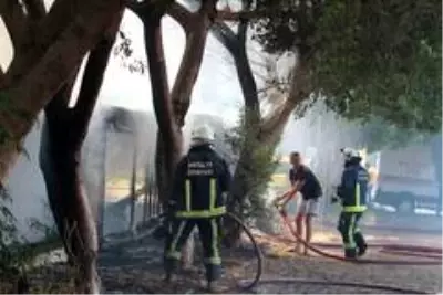 Son Dakika: Antalya'da kullanılmayan iş yerindeki yangın korkuttu Son Dakika: Antalya'da kullanılmayan iş yerindeki yangın korkuttu