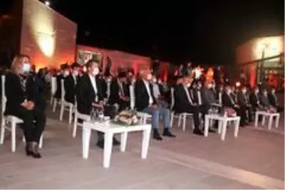 Son dakika haberi! Bakan Ersoy: 'Aramızdaki birlik, beraberlik ve kardeşlik bunun teminatı, tarihimiz ise en net... Son dakika haberi! Bakan Ersoy: 'Aramızdaki birlik, beraberlik ve kardeşlik bunun teminatı, tarihimiz ise en net...
