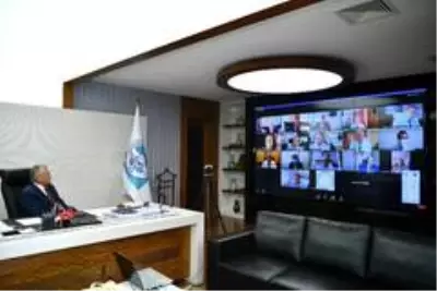 Başkan Büyükkılıç il pandemi kurulu toplantısına katıldı Başkan Büyükkılıç il pandemi kurulu toplantısına katıldı