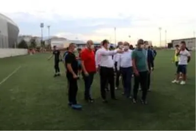 Başkan Ekim'den Sebat Gençlik'e Ziyaret Başkan Ekim'den Sebat Gençlik'e Ziyaret