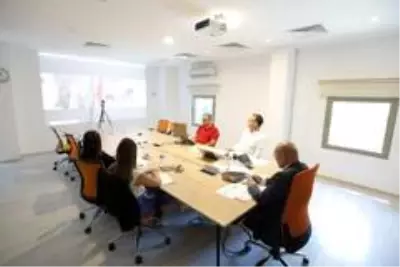 Başkan Soyer, Akıllı Kentler Belediye Başkanları Zirvesi'ne katıldı Başkan Soyer, Akıllı Kentler Belediye Başkanları Zirvesi'ne katıldı