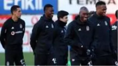 Beşiktaş'ta Mirin ve Roco ile yollar ayrılıyor Beşiktaş'ta Mirin ve Roco ile yollar ayrılıyor