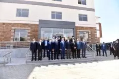 Bilal Erdoğan, Malazgirt Zaferi etkinlikleri öncesi Ahlat'ta Bilal Erdoğan, Malazgirt Zaferi etkinlikleri öncesi Ahlat'ta