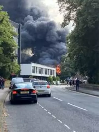 Son dakika haberleri! Birmingham'da korkutan yangın Son dakika haberleri! Birmingham'da korkutan yangın