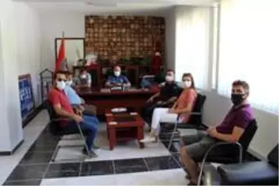 Son dakika gündem: Çanlı Gazeteciler Emniyet Müdürü Akpınar'ı makamında ziyaret etti Son dakika gündem: Çanlı Gazeteciler Emniyet Müdürü Akpınar'ı makamında ziyaret etti