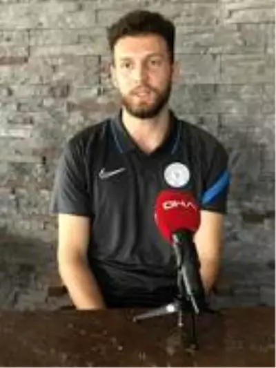 Çaykur Rizespor kalecisi Tarık Çetin: Önce Rizespor, sonra Avrupa Çaykur Rizespor kalecisi Tarık Çetin: Önce Rizespor, sonra Avrupa