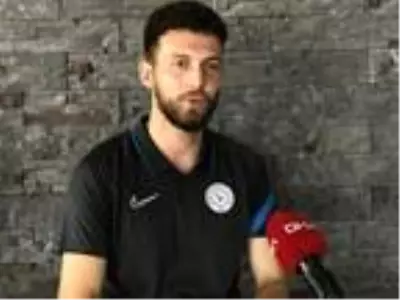 Çaykur Rizespor kalecisi Tarık Çetin: Önce Rizespor, sonra Avrupa Çaykur Rizespor kalecisi Tarık Çetin: Önce Rizespor, sonra Avrupa