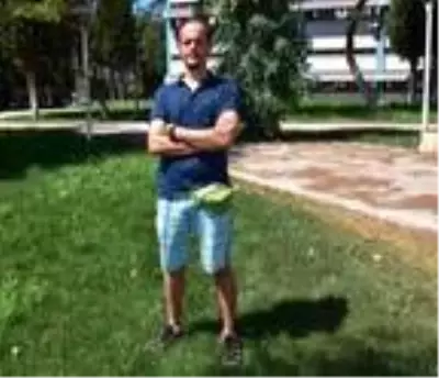 Doç. Dr. Onmuş: Leyleklerin erken göçü mevsim değişikliğinin göstergesi Doç. Dr. Onmuş: Leyleklerin erken göçü mevsim değişikliğinin göstergesi