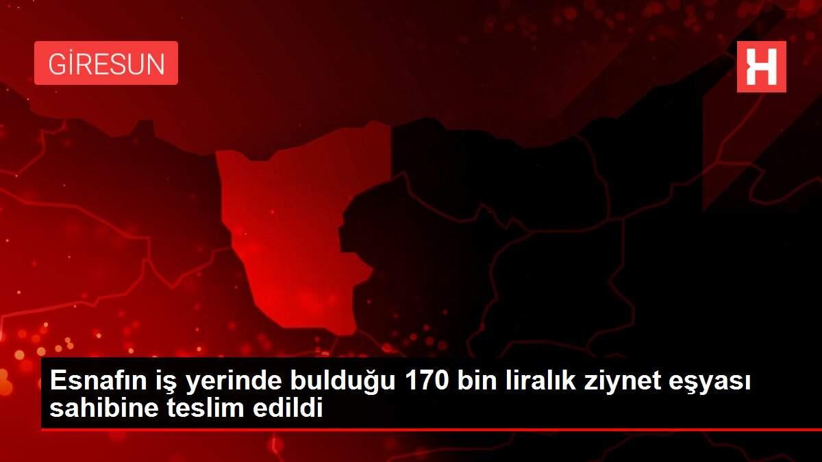 Esnafın iş yerinde bulduğu 170 bin liralık ziynet eşyası sahibine teslim edildi Esnafın iş yerinde bulduğu 170 bin liralık ziynet eşyası sahibine teslim edildi