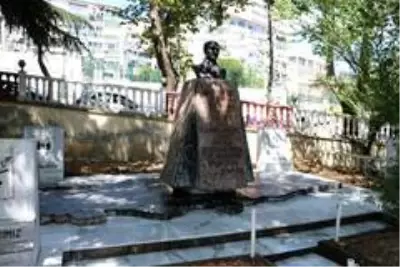 Son dakika haberleri: Kartal'daki Atatürk ve Türk Devletleri Anıtı için restorasyon çalışmaları başladı Son dakika haberleri: Kartal'daki Atatürk ve Türk Devletleri Anıtı için restorasyon çalışmaları başladı