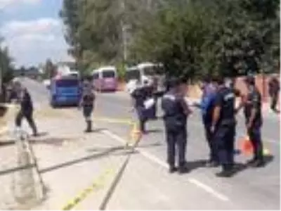 Son Dakika | Kavga ettiği kardeşleri vurdu: 1 ölü, 1 yaralı Son Dakika | Kavga ettiği kardeşleri vurdu: 1 ölü, 1 yaralı