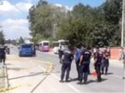 Son Dakika | Kavga ettiği kardeşleri vurdu: 1 ölü, 1 yaralı Son Dakika | Kavga ettiği kardeşleri vurdu: 1 ölü, 1 yaralı