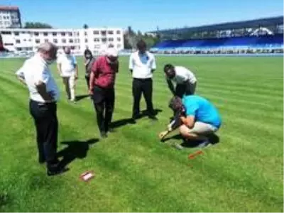 Kütahya Dumlupınar stadı denetlendi Kütahya Dumlupınar stadı denetlendi