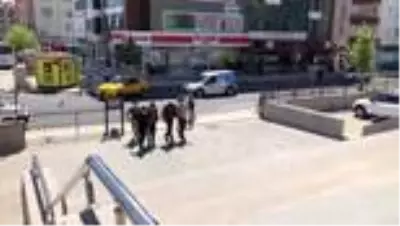 Mobilya mağazalarından hırsızlık yapan 3 şüpheli tutuklandı Mobilya mağazalarından hırsızlık yapan 3 şüpheli tutuklandı