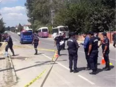 Son dakika! Sakarya'da komşu dehşeti: 1 ölü, 1 ağır yaralı Son dakika! Sakarya'da komşu dehşeti: 1 ölü, 1 ağır yaralı