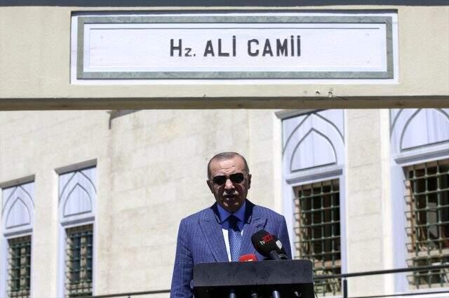 Son Dakika: Cumhurbaşkanı Erdoğan: Kemal Reis, Yunan gemisine gereken cevabı verdi Son Dakika: Cumhurbaşkanı Erdoğan: Kemal Reis, Yunan gemisine gereken cevabı verdi