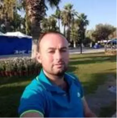 Şişirdiği lastik patlayınca 5 metre savrulan tamirci, feci şekilde can verdi Şişirdiği lastik patlayınca 5 metre savrulan tamirci, feci şekilde can verdi