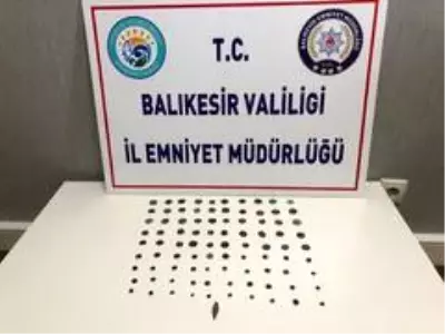 Tarihi eserler ile yakalandı Tarihi eserler ile yakalandı