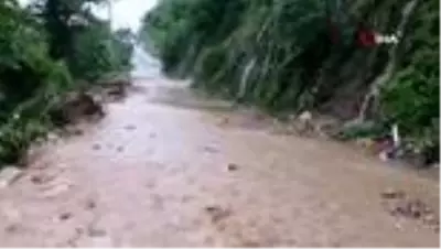 Son dakika haber... Trabzon'un Of ilçesinde şiddetli yağış