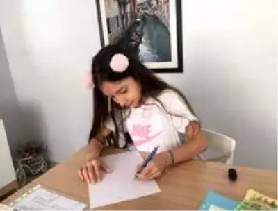 Türkiye'de uzaktan eğitim veren ilk karikatür atölyesi sergi açtı Türkiye'de uzaktan eğitim veren ilk karikatür atölyesi sergi açtı