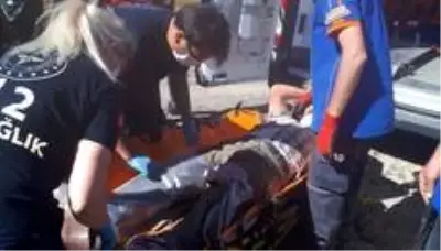 Son dakika 3. sayfa: 300 metrelik uçuruma yuvarlandı 6 saatte kurtarıldı Son dakika 3. sayfa: 300 metrelik uçuruma yuvarlandı 6 saatte kurtarıldı