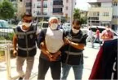 Sarkıntılık iddiası ölüm getirdi! 71 yaşındaki amca, yeğeninin göğsüne 43 santimlik kama sapladı Sarkıntılık iddiası ölüm getirdi! 71 yaşındaki amca, yeğeninin göğsüne 43 santimlik kama sapladı