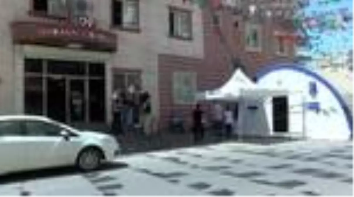 Son dakika haberi! DİYARBAKIR HDP önündeki eylemde 348'nci gün