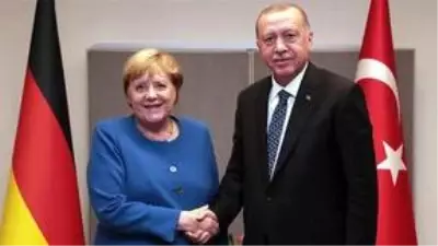 Erdoğan'dan Merkel'in 'Oruç Reis' konusundaki ricasına net tavır: Devam edeceğiz Erdoğan'dan Merkel'in 'Oruç Reis' konusundaki ricasına net tavır: Devam edeceğiz