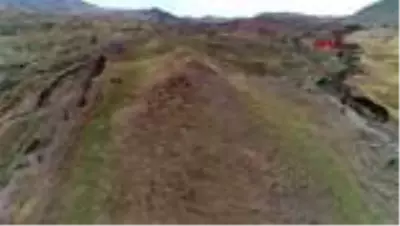 ERZURUM 'NUH'UN GEMİSİ' HEYELAN TEHDİDİ ALTINDA ERZURUM 'NUH'UN GEMİSİ' HEYELAN TEHDİDİ ALTINDA