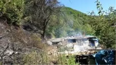 Son dakika haberleri! Evde çıkan yangın ormana sıçradı Son dakika haberleri! Evde çıkan yangın ormana sıçradı