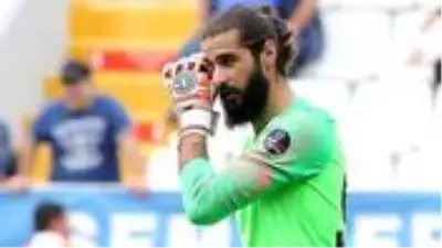 Galatasaray ile anlaşan Kasımpaşalı kaleci Fatih Öztürk, 2,4 milyon TL kazanacak Galatasaray ile anlaşan Kasımpaşalı kaleci Fatih Öztürk, 2,4 milyon TL kazanacak