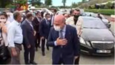 İçişleri Bakanı Soylu, iki çiftin nikah şahitliğini yaptı İçişleri Bakanı Soylu, iki çiftin nikah şahitliğini yaptı