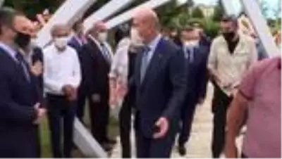 İçişleri Bakanı Soylu, iki çiftin nikah şahitliğini yaptı İçişleri Bakanı Soylu, iki çiftin nikah şahitliğini yaptı