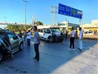 Son dakika haber! İşçi servisiyle hafif ticari araç çarpıştı: 1 ölü, 2 yaralı Son dakika haber! İşçi servisiyle hafif ticari araç çarpıştı: 1 ölü, 2 yaralı