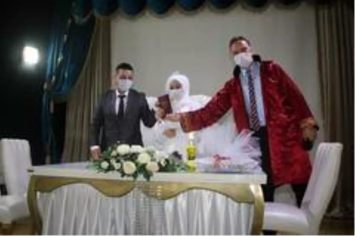 Karaman'da pandemi sürecinde 728 çiftin nikahı kıyıldı