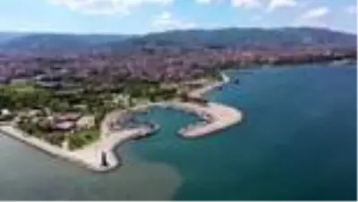 Marmara Depremi'nin merkez üssü Gölcük küllerinden doğdu Marmara Depremi'nin merkez üssü Gölcük küllerinden doğdu
