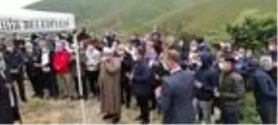 Son Dakika: Of'ta sel ve heyelanın hasarı, gün ağarınca ortaya çıktı (7) Son Dakika: Of'ta sel ve heyelanın hasarı, gün ağarınca ortaya çıktı (7)