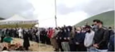 Son Dakika: Of'ta sel ve heyelanın hasarı, gün ağarınca ortaya çıktı (7) Son Dakika: Of'ta sel ve heyelanın hasarı, gün ağarınca ortaya çıktı (7)