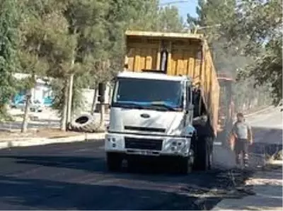 Samsat'ta şehir içi yollara beton asfalt döküldü Samsat'ta şehir içi yollara beton asfalt döküldü