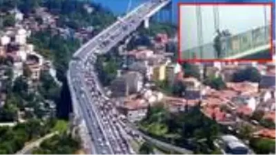 15 Temmuz Şehitler Köprüsü'nde intihar girişimi! 2 saatte ikna edilen şahıs gözaltına alındı 15 Temmuz Şehitler Köprüsü'nde intihar girişimi! 2 saatte ikna edilen şahıs gözaltına alındı