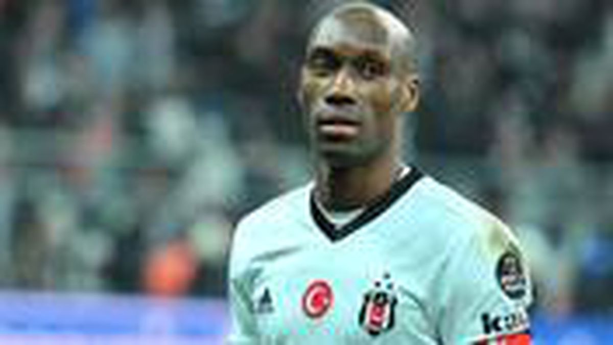 Son Dakika: Kanadalı futbolcu Atiba Hutchinson, Beşiktaş ile sözleşme yeniledi