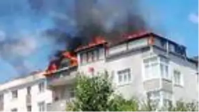 Son dakika haberleri! Tekirdağ'da çatı yangını korkuttu Son dakika haberleri! Tekirdağ'da çatı yangını korkuttu