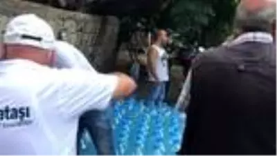 Türkiye STK'larıyla da Lübnan'ın yaralarını sarıyor Türkiye STK'larıyla da Lübnan'ın yaralarını sarıyor