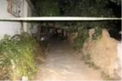 Son dakika haber... Üvey amcası tarafından 43 santimlik 'kama' ile öldürüldü Son dakika haber... Üvey amcası tarafından 43 santimlik 'kama' ile öldürüldü